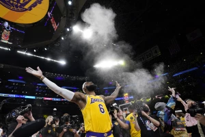 Uspeo je! Lebron kralj našeg veka, sada ima i napismeno!